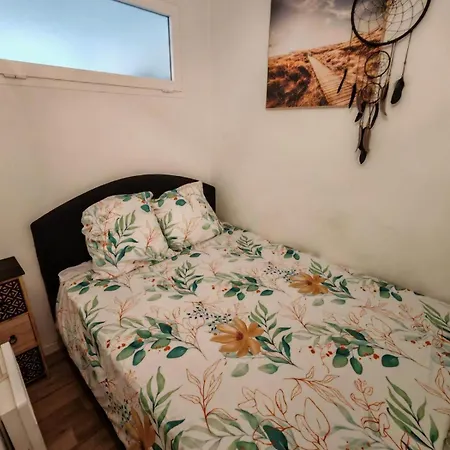 Proche Apartment *