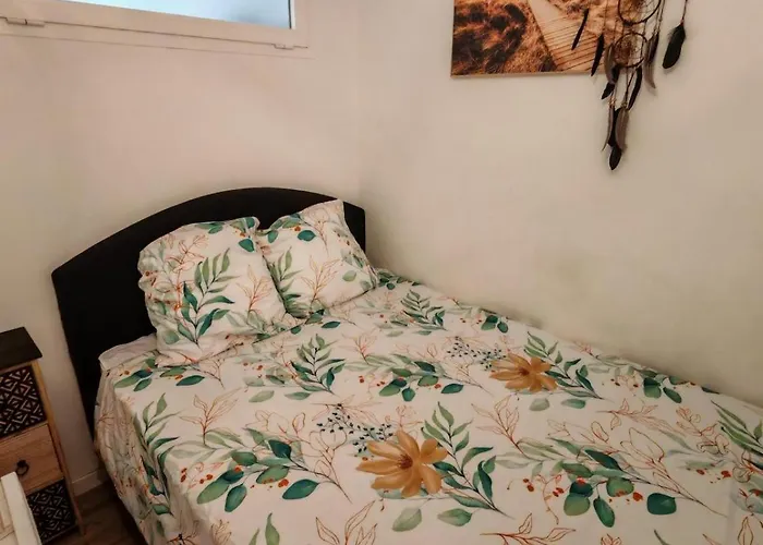 Proche Apartment *